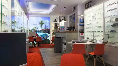 Persépolis Optici - ambiance - lunettes de soleil a Jarry - guadeloupe-baie-mahault-persepolis
