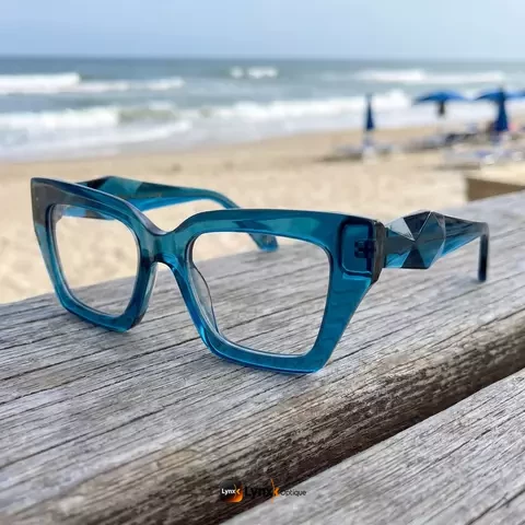 Lunettes Anna Hickmann - ambiance - Lunette de Soleil a La Guadeloupe