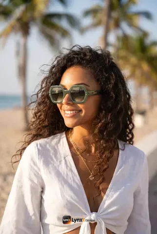 Lunettes Gamine - photo terrain - Lunette de Soleil a La Guadeloupe