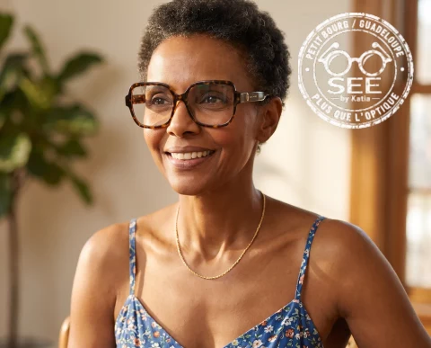 Lunettes Marc Jacobs - image de galerie - Bijoux a Petit Bourg