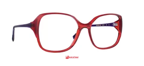 Lunettes Caroline Abram - photo terrain - lunette soleil a Sainte Denis