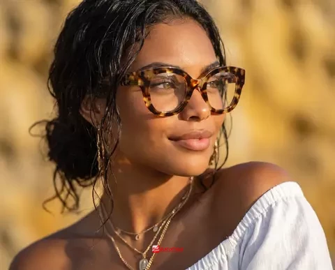Lunettes Lafont - vue generale - lunette créateur a Saint Denis de la Réunion - la-reunion-saint-denis-europic