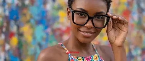 Lunettes Prada - photo terrain - vente de lunettes a Saint Denis de la Réunion - la-reunion-saint-denis-europic