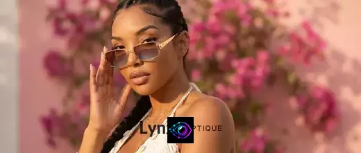 Lunettes Chloe : la féminité libre d'une maison parisienne - ambiance - opticien.art crée des sites internet complets pour...