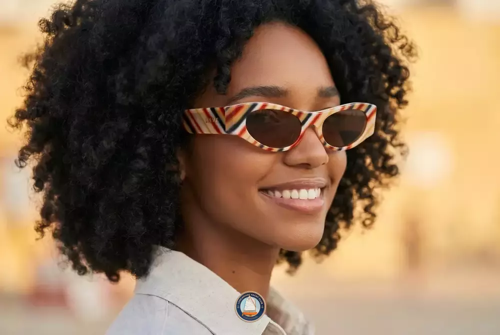 Lunettes Loewe : l'artisanat madrilène du cuir, depuis 1846 - utilisée par les helpers SEO. a utilisée par les helpers SEO...