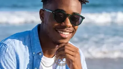 Lunettes Rip Curl - ambiance - opticien a Basse Terre - opticien-guadeloupe-basse-terre-nouvo-regard