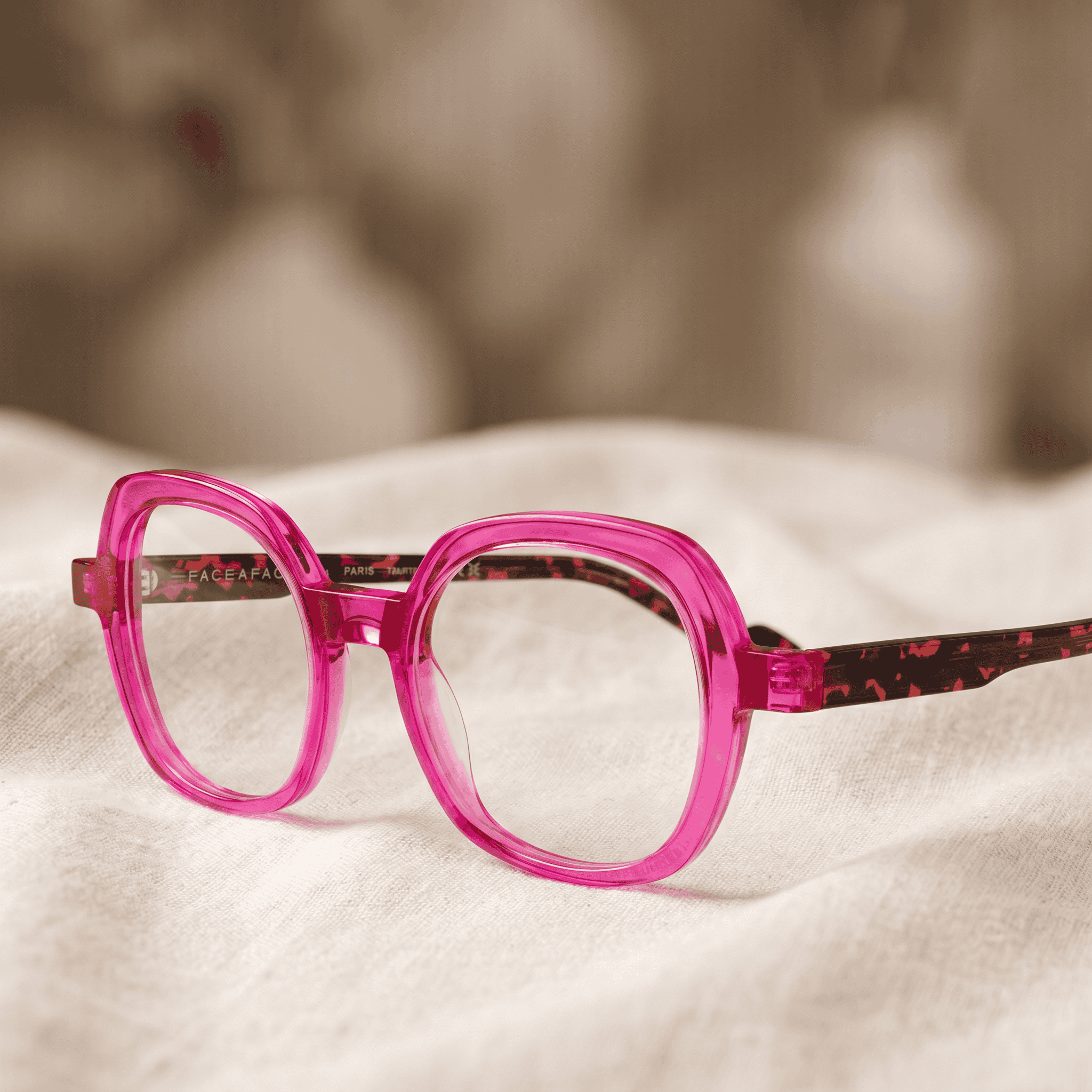 lunettes-de-vue - detail - Opticien a Guadeloupe - Optique Guadeloupe