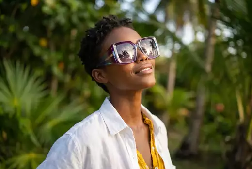 Lunettes Ana Hickmann en Guadeloupe à Pointe à Pitre - ambiance - Optique Guadeloupe a Lamentin