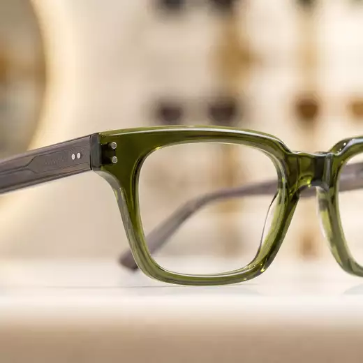 Lunettes Lafont en Guadeloupe à Pointe à Pitre - vue generale - Optique Carnot, Lunettes à Pointe à Pitre en Guadeloupe a...