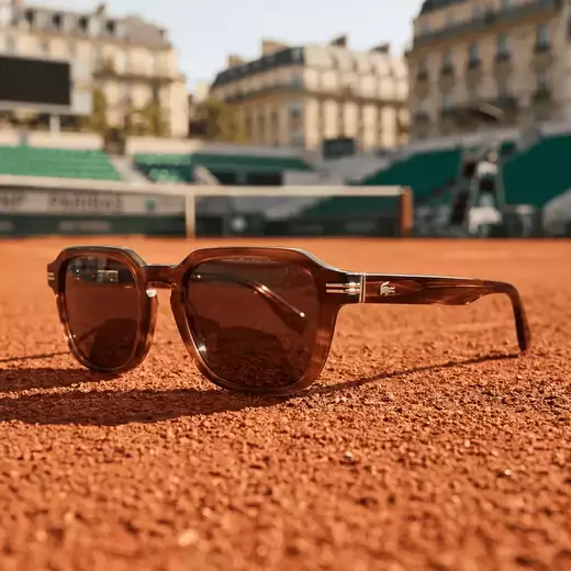 Lunettes de soleil à Pointe à Pitre - mise en situation - Optique Guadeloupe a Le Gosier
