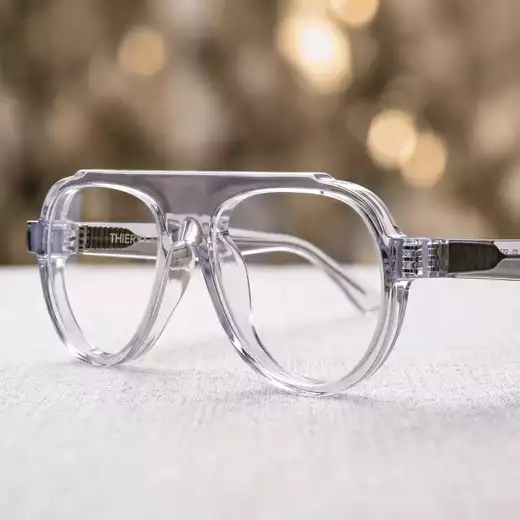 Lunettes de vue à Pointe à Pitre - presentation - Opticien a Lamentin - optique-antilles-guadeloupe