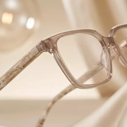 Lunettes Etnia Barcelona en Guadeloupe à Pointe à Pitre - presentation - Opticien a Le Gosier - optique-antilles-guadeloupe