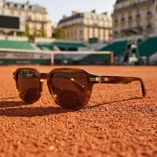 Lunettes Lacoste en Guadeloupe à Pointe à Pitre - vue generale - Optique Carnot, Lunettes à Pointe à Pitre en Guadeloupe a...